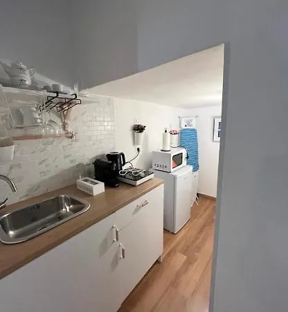 Piazzetta Degli Innamorati * Bari